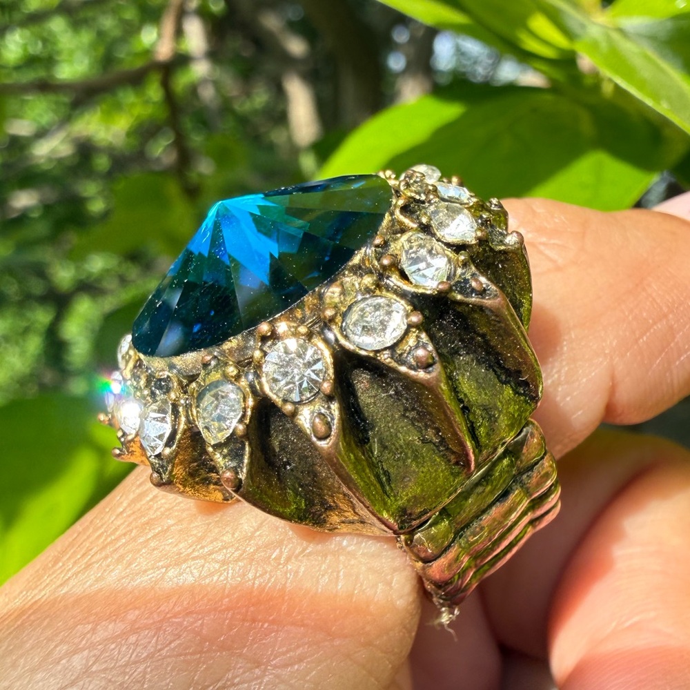 Blue Crystal Sunburst Statement Ring - image 2